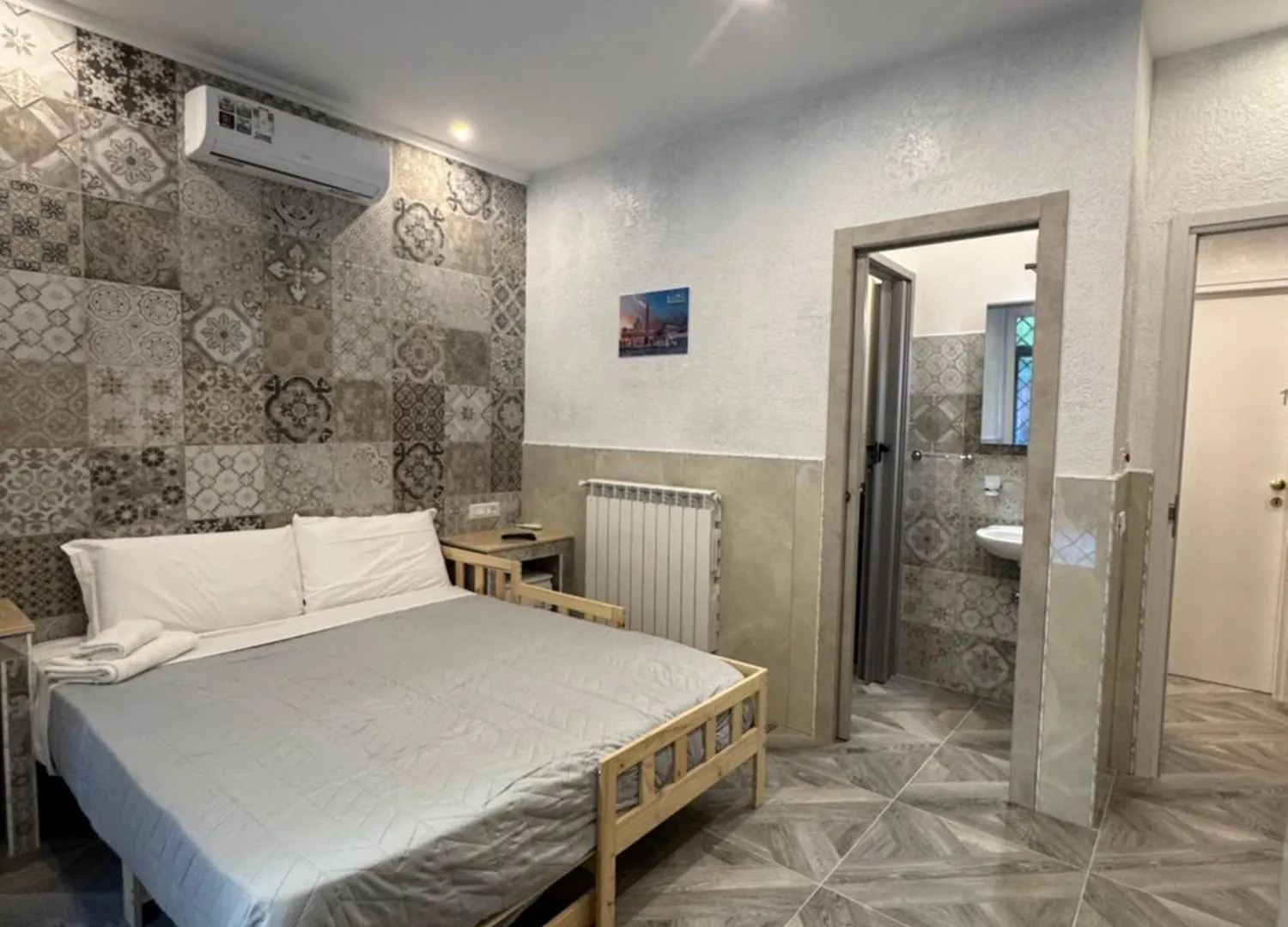 Luxor Eco Roma Casa E Appartamento Per Vacanze In Centro Piazza Bologna, Colosseo, Piazza Di Spagna, Vaticano, San Pietro, Sapienza, Fontana Di Trevi, Piazza Navona, Trastevere, Tiburtina, Termini, Aeroporto 2*, Rome
