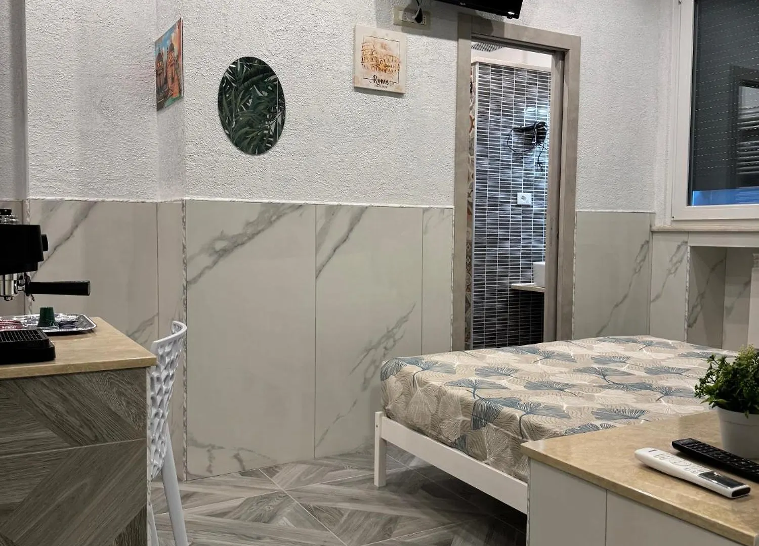 ** Bed & Breakfast Luxor Eco Roma Casa E Appartamento Per Vacanze In Centro Piazza Bologna, Colosseo, Piazza Di Spagna, Vaticano, San Pietro, Sapienza, Fontana Di Trevi, Piazza Navona, Trastevere, Tiburtina, Termini, Aeroporto Italy